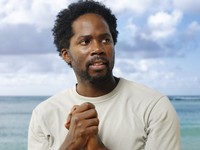 Harold Perrineau magic mug #G336491