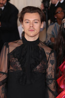 Harry Styles Longsleeve T-shirt #3832358