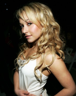 Hayden Panettiere posters