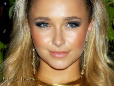 Hayden Panettiere posters