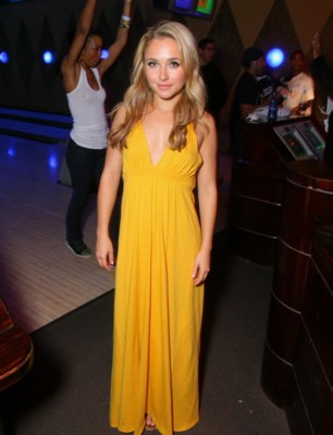 Hayden Panettiere posters