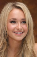 Hayden Panettiere Sweatshirt #1504092