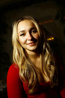 Hayden Panettiere Sweatshirt #2070095