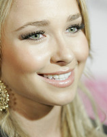 Hayden Panettiere longsleeve t-shirt #2070115