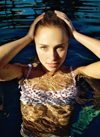 Hayden Panettiere longsleeve t-shirt #2323442