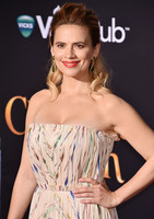 Hayley Atwell Sweatshirt #3773355