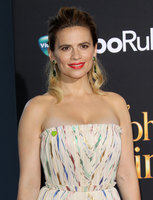 Hayley Atwell Sweatshirt #3773373