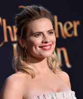 Hayley Atwell Sweatshirt #3773378