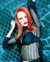 Heather Graham Longsleeve T-shirt #1305588