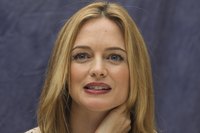 Heather Graham Longsleeve T-shirt #2266348