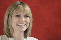 Heidi Klum Sweatshirt #2447570