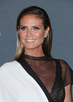 Heidi Klum Sweatshirt #2880913