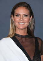 Heidi Klum Sweatshirt #2881024