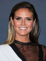 Heidi Klum Sweatshirt #2881044