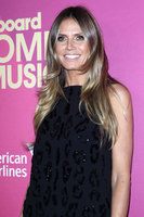Heidi Klum Longsleeve T-shirt #2922849