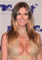 Heidi Klum Sweatshirt #3032319