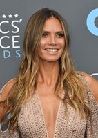Heidi Klum Sweatshirt #3736453