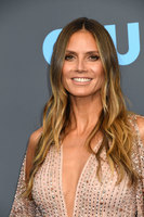 Heidi Klum Longsleeve T-shirt #3736470