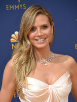 Heidi Klum tote bag #G2353867
