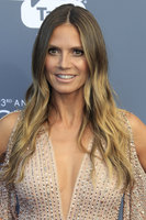 Heidi Klum Longsleeve T-shirt #3736665