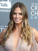 Heidi Klum tote bag #G2353926