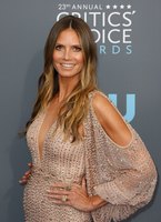 Heidi Klum Sweatshirt #3736702