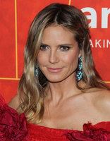 Heidi Klum Longsleeve T-shirt #3789415