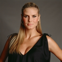 Heidi Klum Sweatshirt #3827194