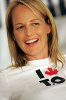 Helen Hunt Longsleeve T-shirt #2062933