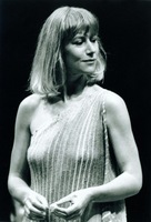 Helen Mirren Longsleeve T-shirt #2063709