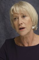 Helen Mirren Longsleeve T-shirt #2260270