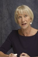 Helen Mirren Longsleeve T-shirt #2260275