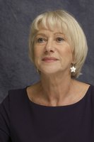 Helen Mirren Longsleeve T-shirt #2260277
