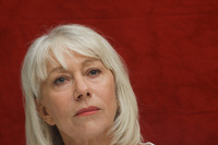 Helen Mirren Sweatshirt #2440942