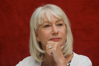Helen Mirren Longsleeve T-shirt #2440966