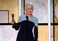 Helen Mirren Sweatshirt #3267341