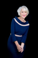 Helen Mirren Longsleeve T-shirt #3662917