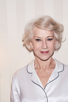 Helen Mirren Longsleeve T-shirt #3662962