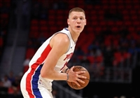 Henry Ellenson Sweatshirt #3391947