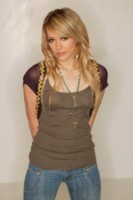 Hilary Duff Longsleeve T-shirt #1244910