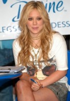 Hilary Duff Longsleeve T-shirt #1296232