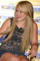 Hilary Duff Longsleeve T-shirt #1298080