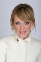 Hilary Duff Longsleeve T-shirt #1375406