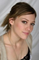 Hilary Duff Longsleeve T-shirt #1375423