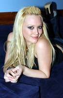Hilary Duff Sweatshirt #2050437