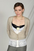 Hilary Duff Longsleeve T-shirt #2056106