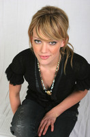 Hilary Duff Sweatshirt #2056129