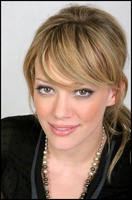 Hilary Duff Longsleeve T-shirt #2064022