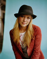 Hilary Duff Longsleeve T-shirt #2064098