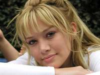 Hilary Duff Longsleeve T-shirt #2064117